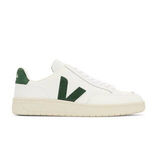 V-12 Veja in extra white with green logo size 8